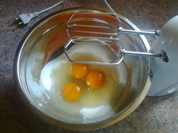 Banánový koláč - obrázok 7