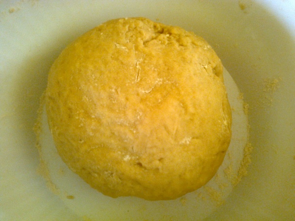 Svieži kysnutý koláč s marhuľami - obrázok 3