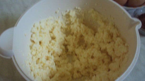 Čoko koláč  s tvarohovo-kokosovými loptičkami (fotorecept) - obrázok 2