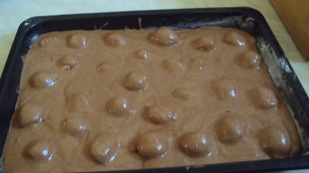 Čoko koláč  s tvarohovo-kokosovými loptičkami (fotorecept) - obrázok 4