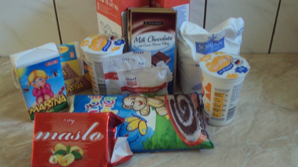 Nepečený zákusok z krupicovej kaše a šľahačky (fotorecept) - obrázok 1