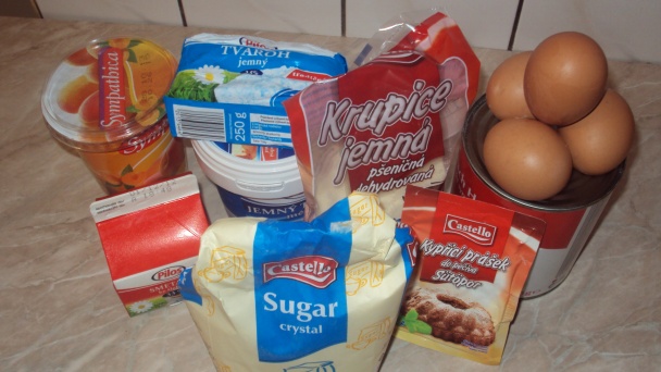 Krupicovo-smotanový koláč (fotorecept) - obrázok 1