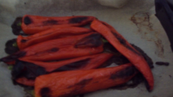 Dip z pečených paprík a orechov (fotorecept) - obrázok 2