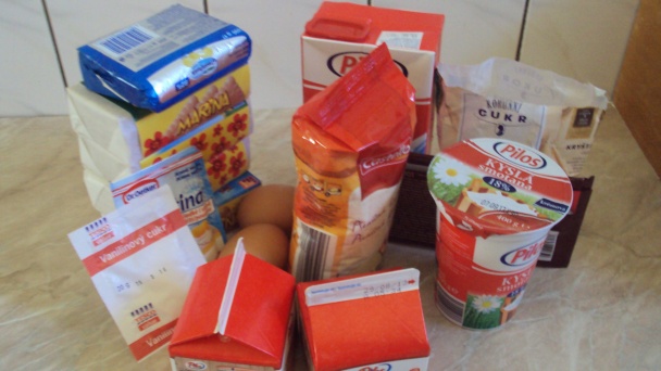 Stracciatella-krupicový koláč, nepečený (fotorecept) - obrázok 1