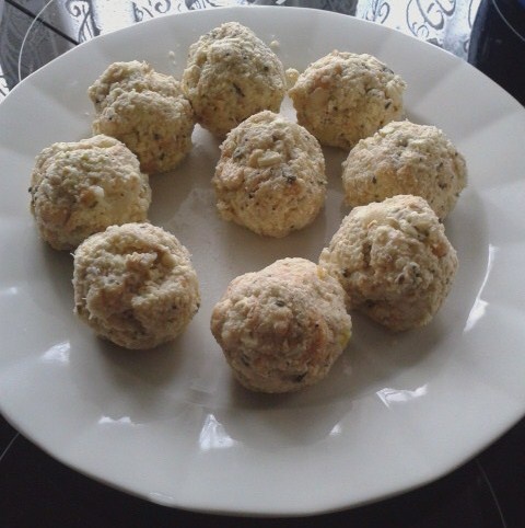 Knedličky z celozrnných rožkov a údeného tofu (fotorecept) - obrázok 3