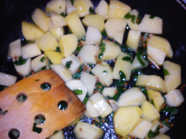 Zemiaky s bazalkou - obrázok 2