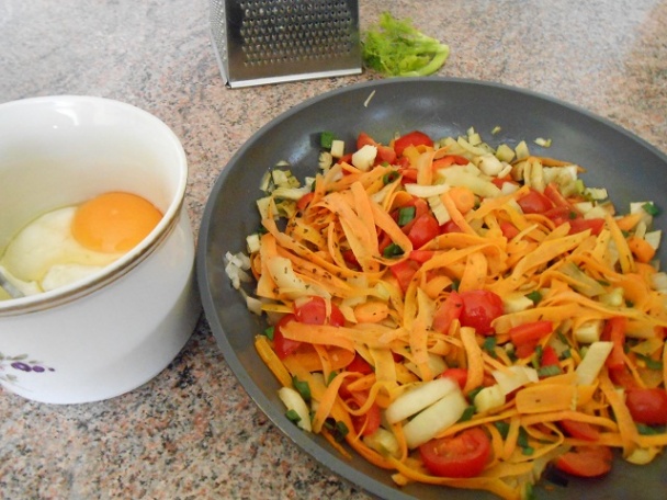 Zeleninovo-bryndzový koláč - obrázok 3