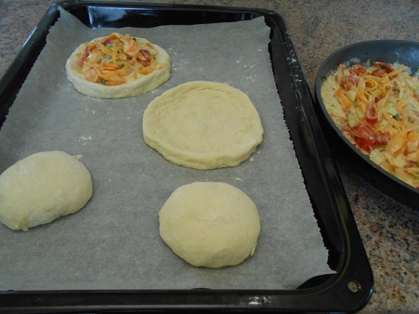 Zeleninovo-bryndzový koláč - obrázok 5