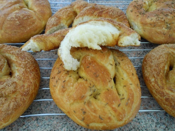 Domáce mäkké praclíky - soft pretzel (fotorecept) - obrázok 8