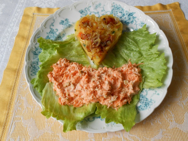 Chrenový šalát s bandurkami - obrázok 3