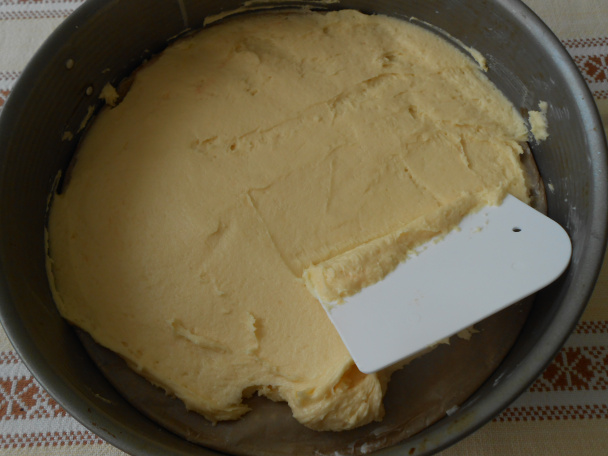 Rýchly bezlepkový koláč z kila sliviek (fotorecept)  - obrázok 4