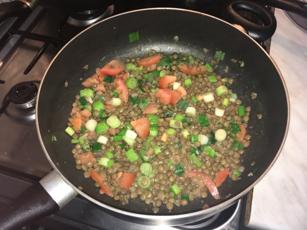 Korenené mäsové placky s crazy šalátom (fotorecept) - obrázok 6