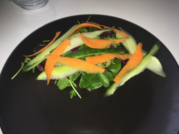 Korenené mäsové placky s crazy šalátom (fotorecept) - obrázok 9