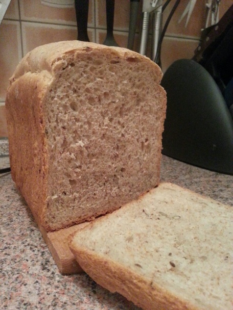 Cibuľkový grahamovo celozrnný chlebík so semiačkami - obrázok 4