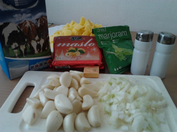 Francúzska krémová cesnaková polievka  - obrázok 1