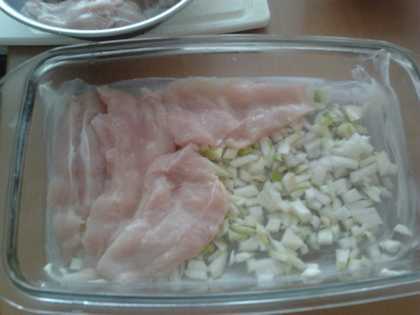 Zapekaná kuracinka prikrytá syrovou perinkou - obrázok 2