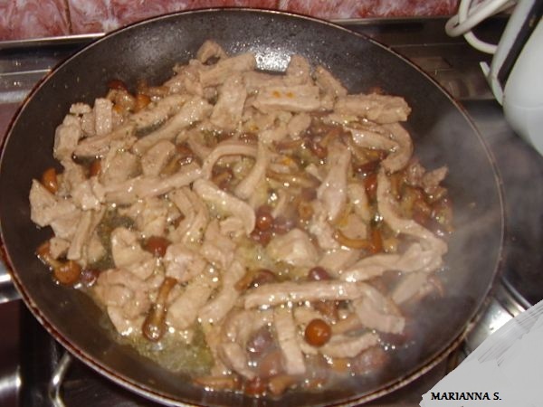 Morčacie na hubách s parádnou cestovinou - obrázok 3