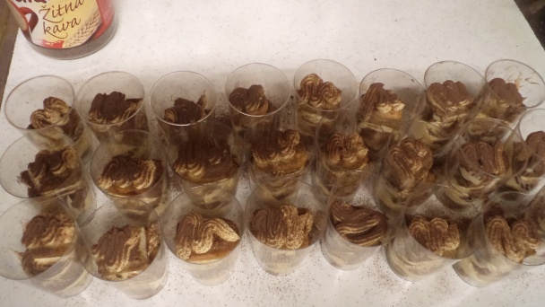 Tiramisu v poháriku - obrázok 5