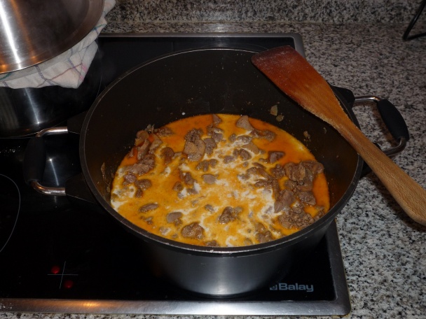 Kuracia pečeň na hubách a smotane (fotorecept) - obrázok 4