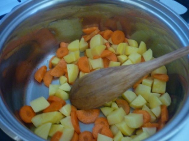 Karfiolová polievka - obrázok 1