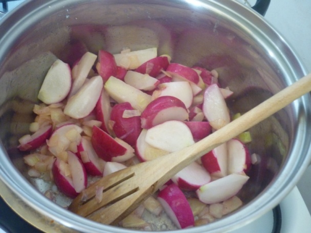 Reďkovková polievka - obrázok 2