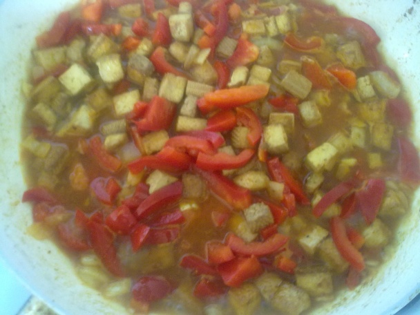 Tofu na čínsky spôsob s červenou paprikou - obrázok 3