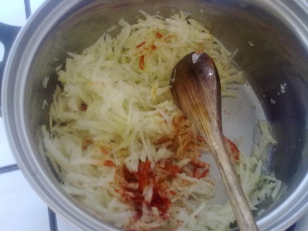 Kalerábová polievka so zemiakmi a ryžou - obrázok 2