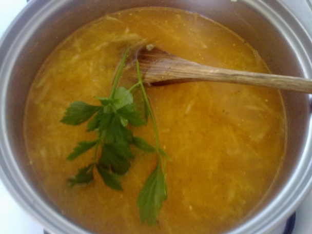 Kalerábová polievka so zemiakmi a ryžou - obrázok 4