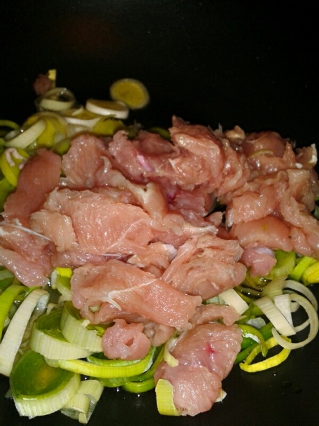 Rýchly šalát s morčacími prsiami a rukulou (fotorecept) - obrázok 2