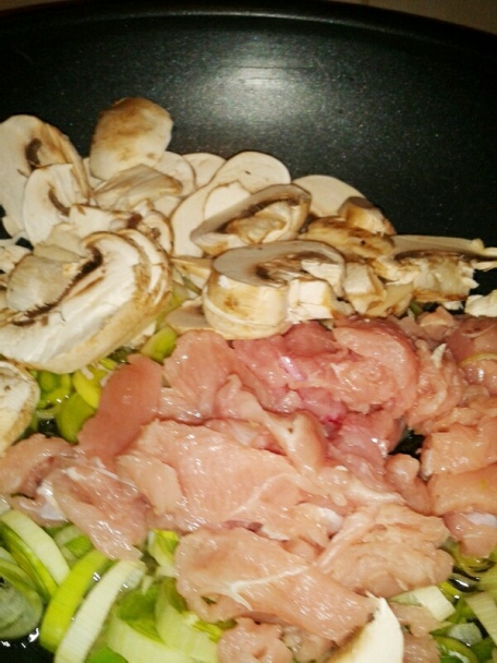 Rýchly šalát s morčacími prsiami a rukulou (fotorecept) - obrázok 3