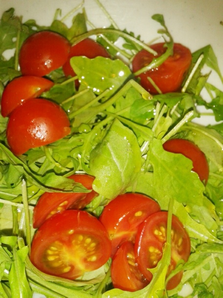 Rýchly šalát s morčacími prsiami a rukulou (fotorecept) - obrázok 8