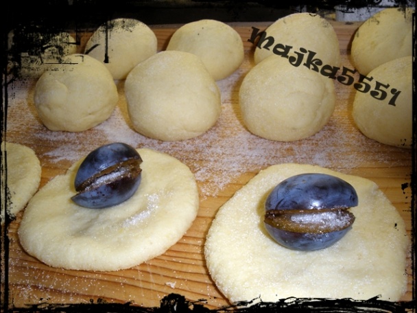 Slivkové gule , šúľance (fotorecept) - obrázok 7