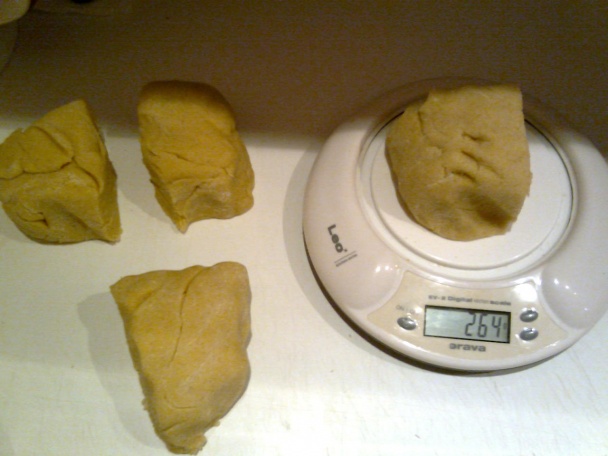 Jablkový koláč z hneteného cesta so snehom (fotorecept) - obrázok 4