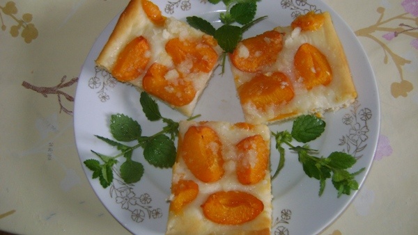 Marhuľový koláč - obrázok 2