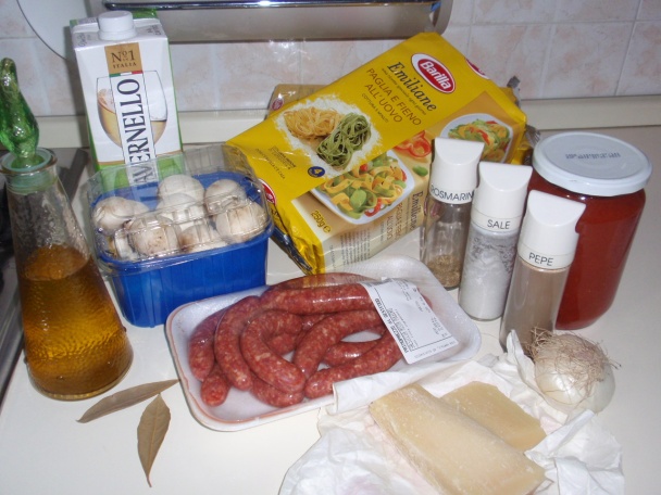 Tagliatelle con salsiccia e funghi - obrázok 1