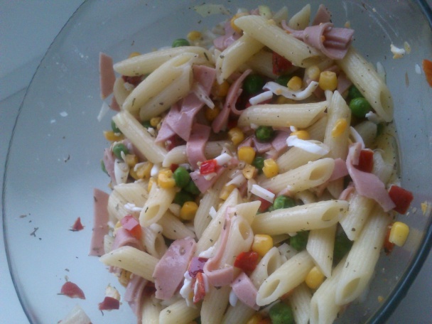 Cestovinový šalát naľahko - obrázok 3