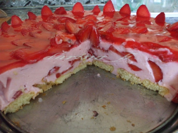 Tvarohovo - pudingová torta s jahodami - obrázok 14