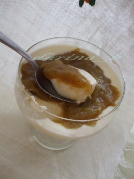 Jogurtový krém s rebarborovým pyré - obrázok 8