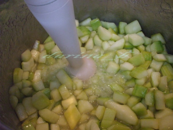 Cuketový džem s lesným ovocím - obrázok 3