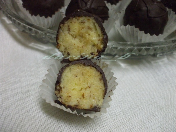 Ananásové krémové guľky - obrázok 11