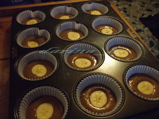 Banánovo - kakaové cupcakes - obrázok 2