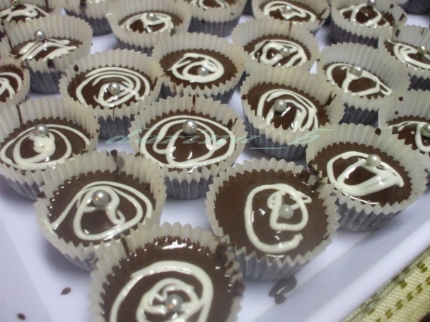 Čokoládové košíčky s marcipánom  - obrázok 9