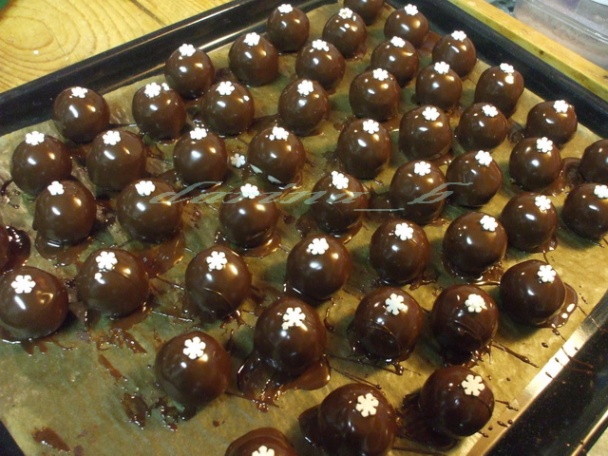 Gaštanové guľky v kokosovom kabáte - obrázok 10