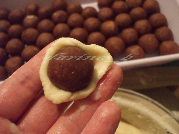 Gaštanovo-orechové guľky v marcipáne - obrázok 6