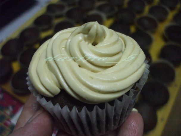 Karamelové cupcakes - obrázok 6