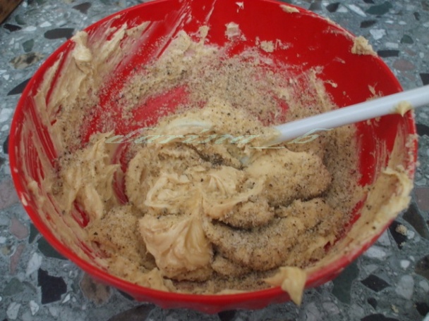 Karamelová torta s orechami - obrázok 12