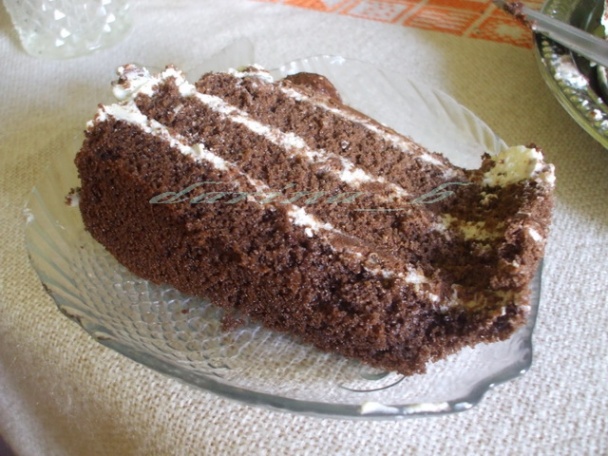 Tvarohovo šľahačková torta s čokoládovými bonbónmi - obrázok 15