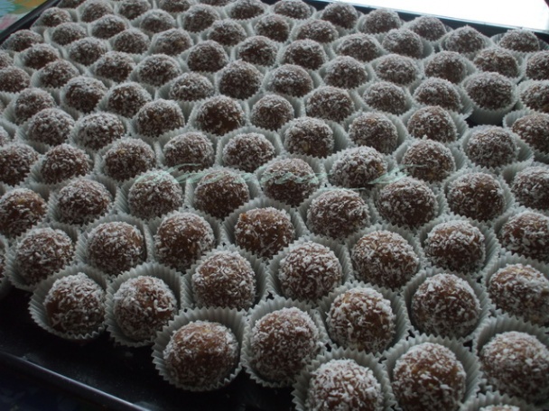 Guľky à la Snickers  - obrázok 9