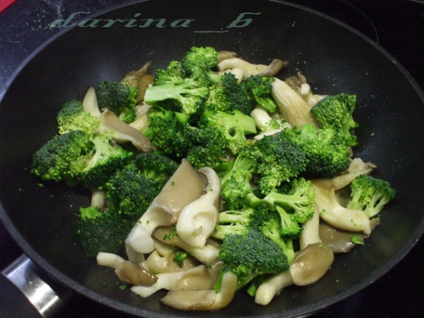 Brokolicovo-hlivové karí (fotorecept) - obrázok 4