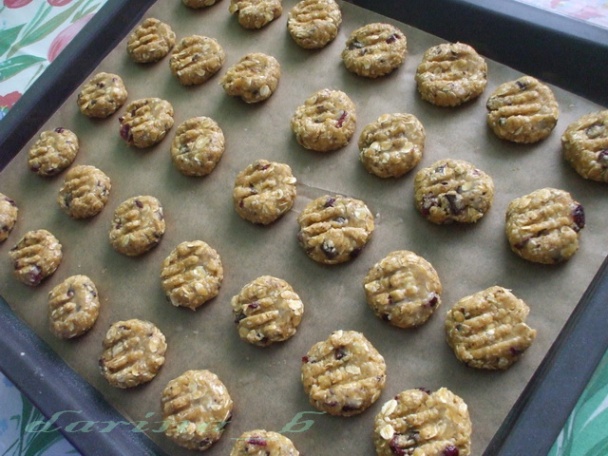 Arašidovo-ovsené cookies s brusnicami (fotorecept) - obrázok 5